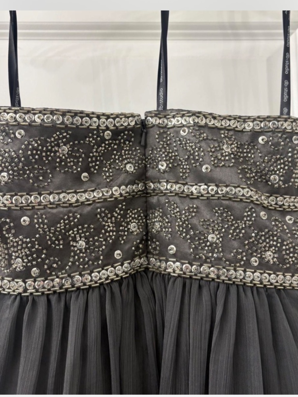 Strapless grey gown - Picture 4 of 5